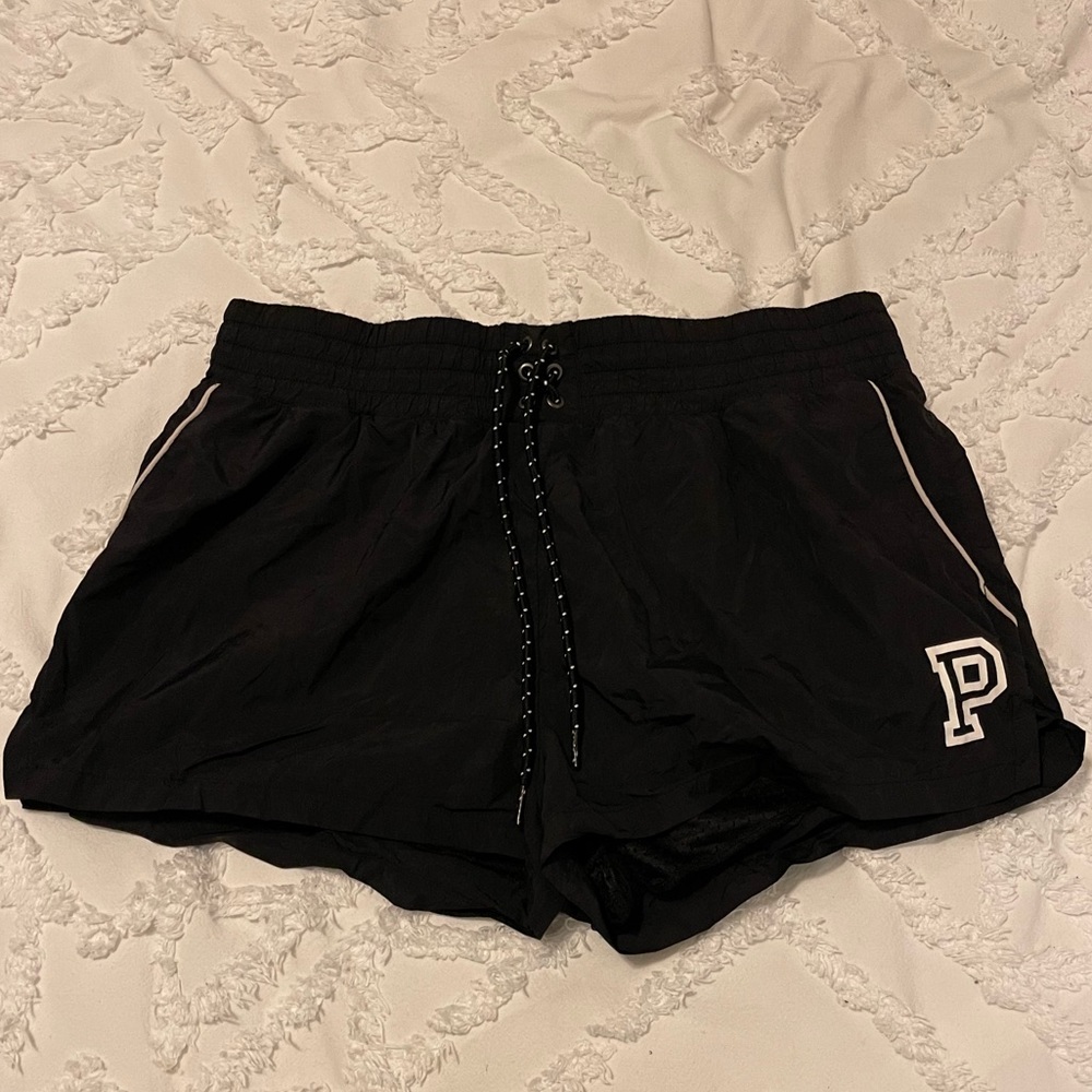 PINK Active shorts